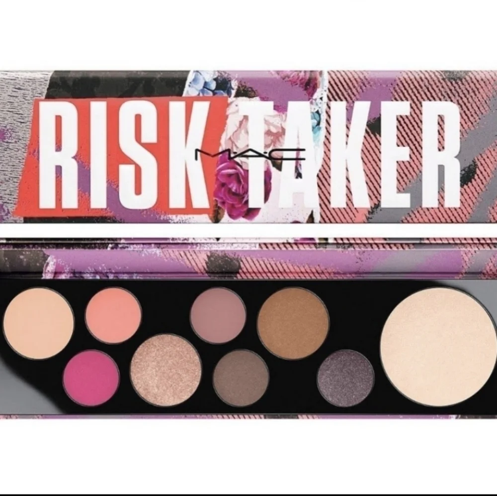 MAC Risk Taker Eye Shadow Palette